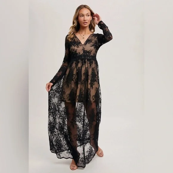 BluIvy Black Lace Long Sleeve Maxi Dress - Picture 2 of 3